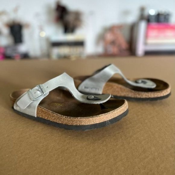 Birkenstock Metallic Silver Gizeh Birko Flor - Picture 1 of 8